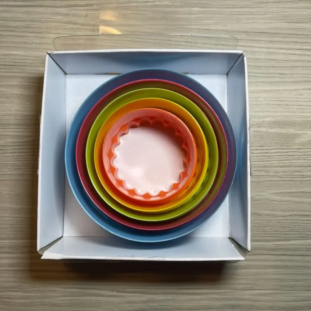 Way to Celebrate! | 5 Piece Double Sided Circle and Scalloped Cookie Cutters